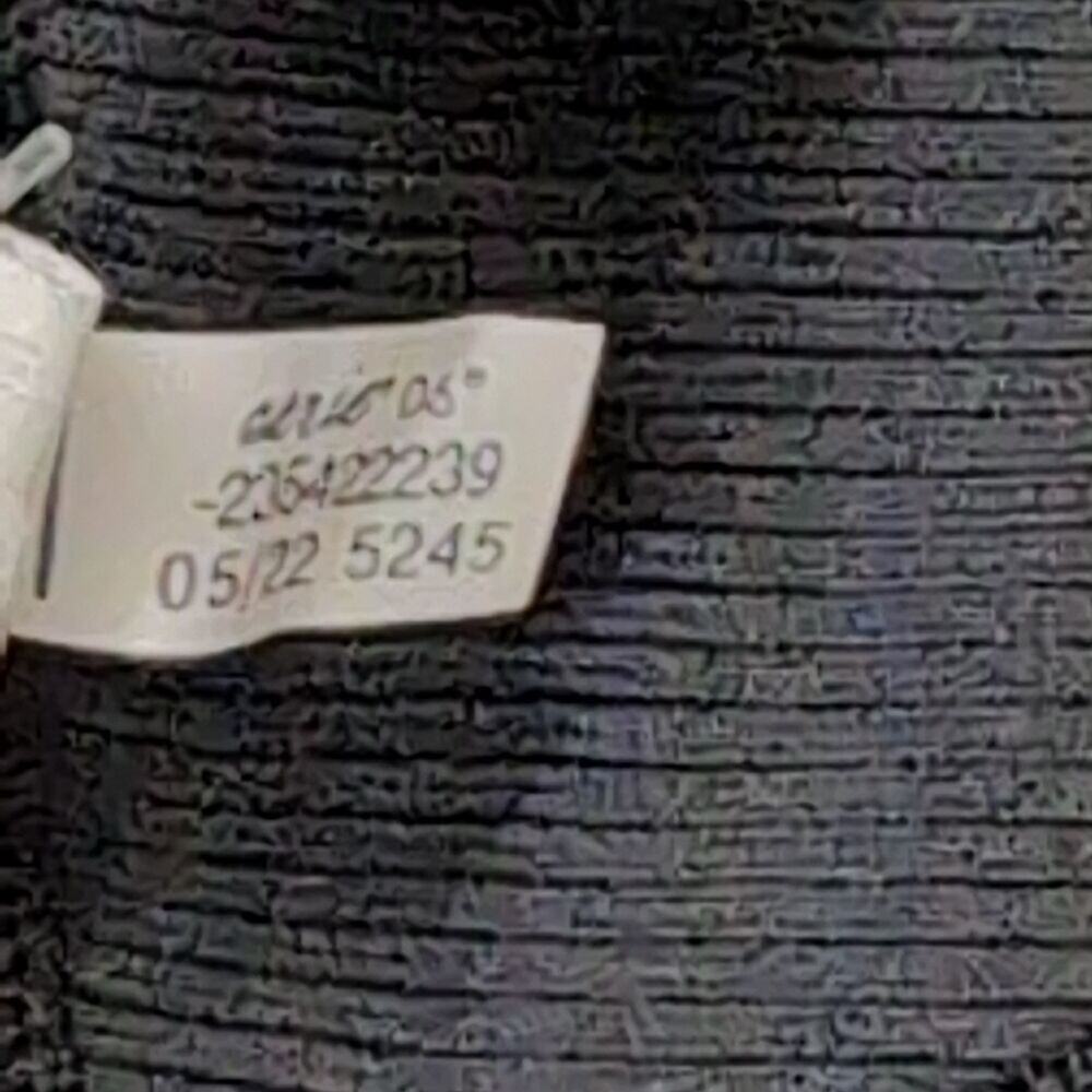 NWT Offline By Aerie Black High Waisted 7/8 Leggings Seam Detailing Size S - Picture 9 of 12
